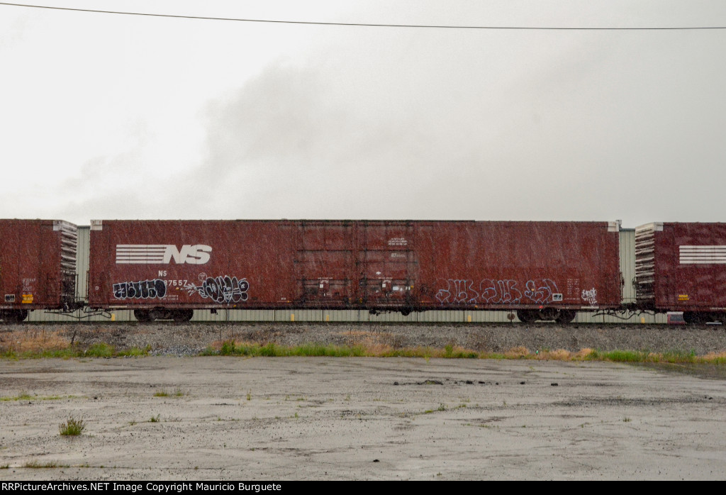 NS Box Car